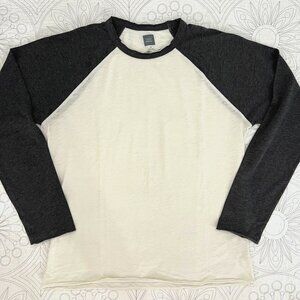 Saks GRAY Baseball Raglan Tee Two-Tone Charcoal/Ivory Long Sleeve